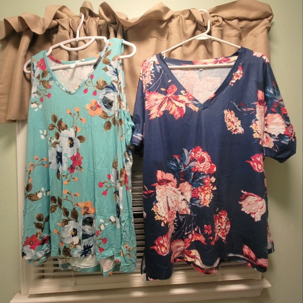 Ladies 2X knit tops